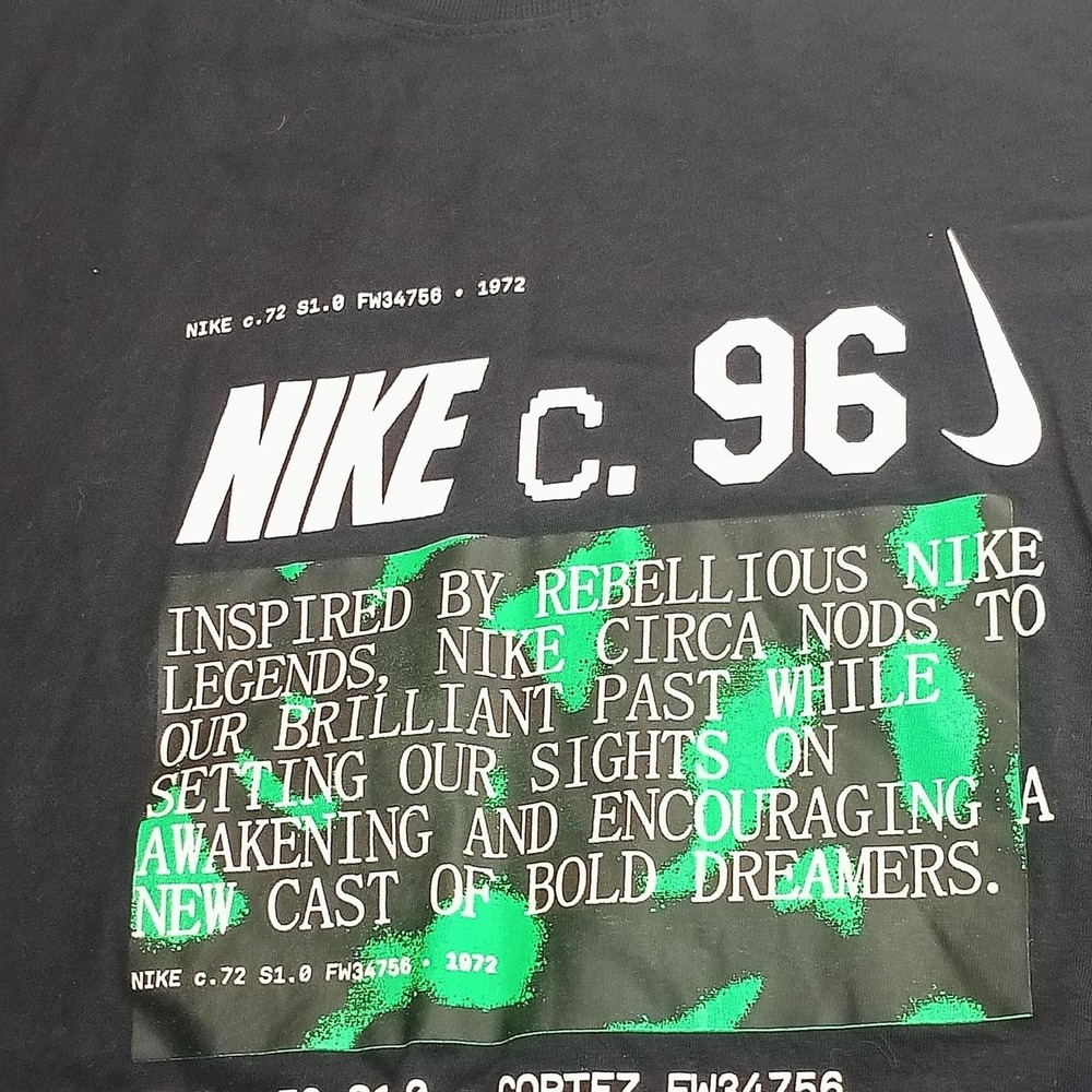 Nike tee shirt